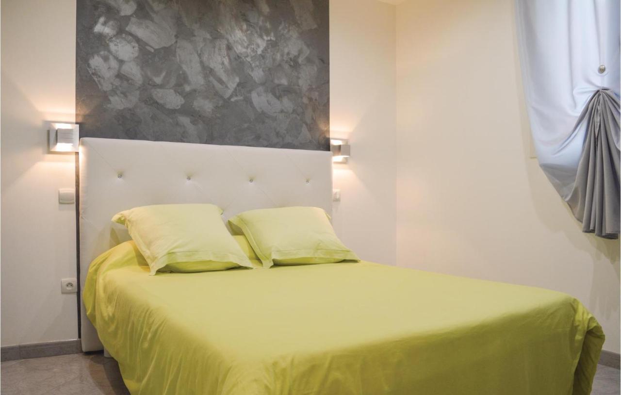 Nice Home In Ville Di Paraso With Wifi Екстериор снимка